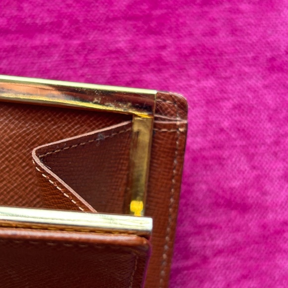 Gorgeous and rare snap authentic Louis Vuitton Wallet - Picture 14 of 15